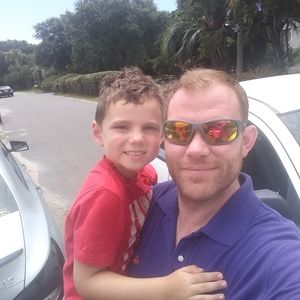 Meet your Posher, Eric